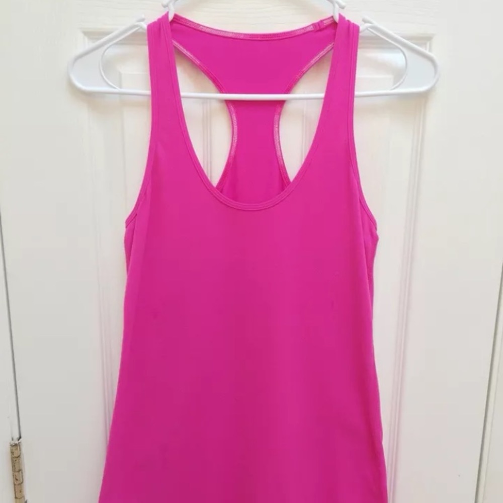 EUC Lululemon Cool Racerback Tank, Sz 6